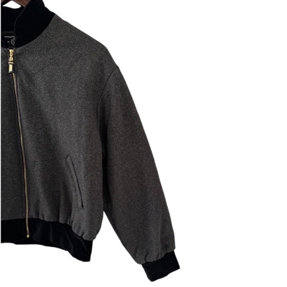 St. John Black Bomber Jacket with Velvet Trim Size 2 - Picture 5 of 9